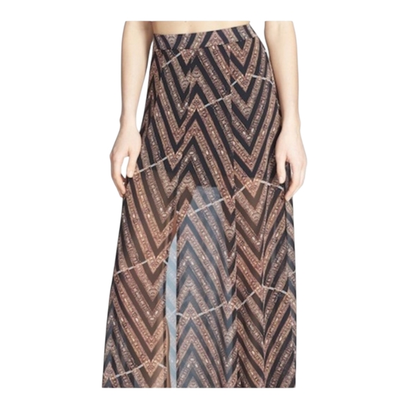 Astr Dresses & Skirts - Astr Chevron Maxi Skirt in Black a
